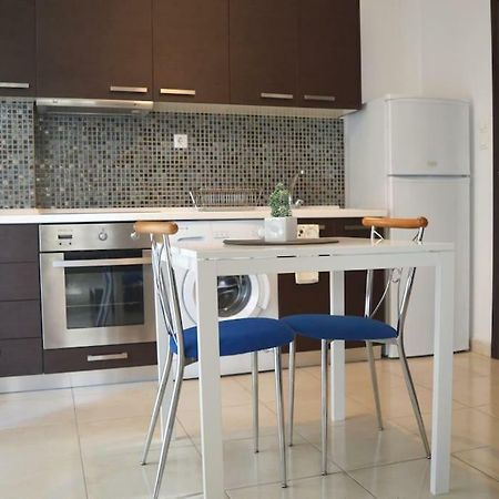 Cosy Studios 1 Close To The City Center เทสซาโลนิกิ ภายนอก รูปภาพ